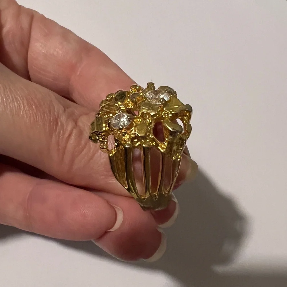 Vintage Men’s Gold Tone Nugget Cluster Ring with Clear Stone Accents - Size 11